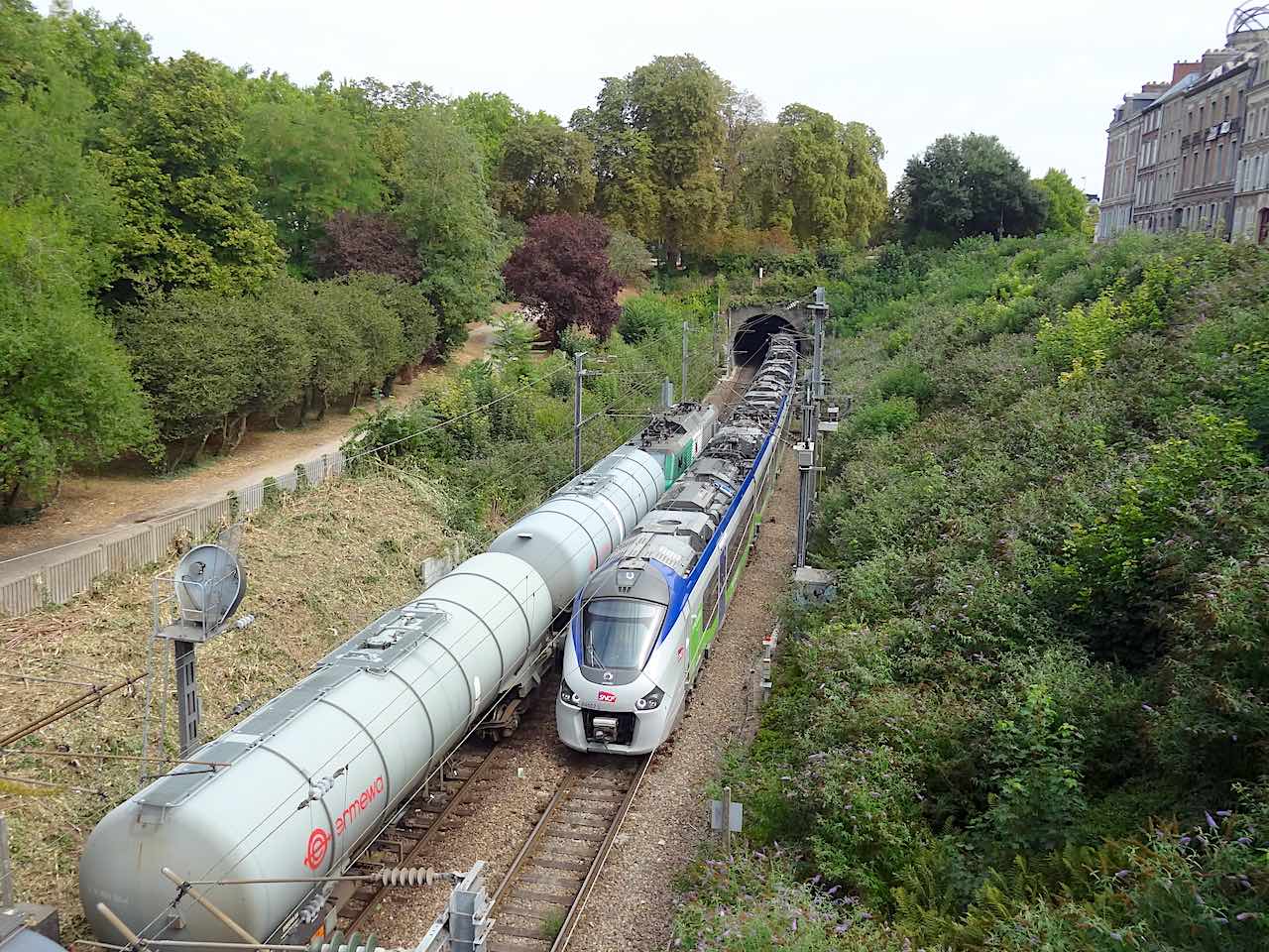 voie ferrée à Amiens