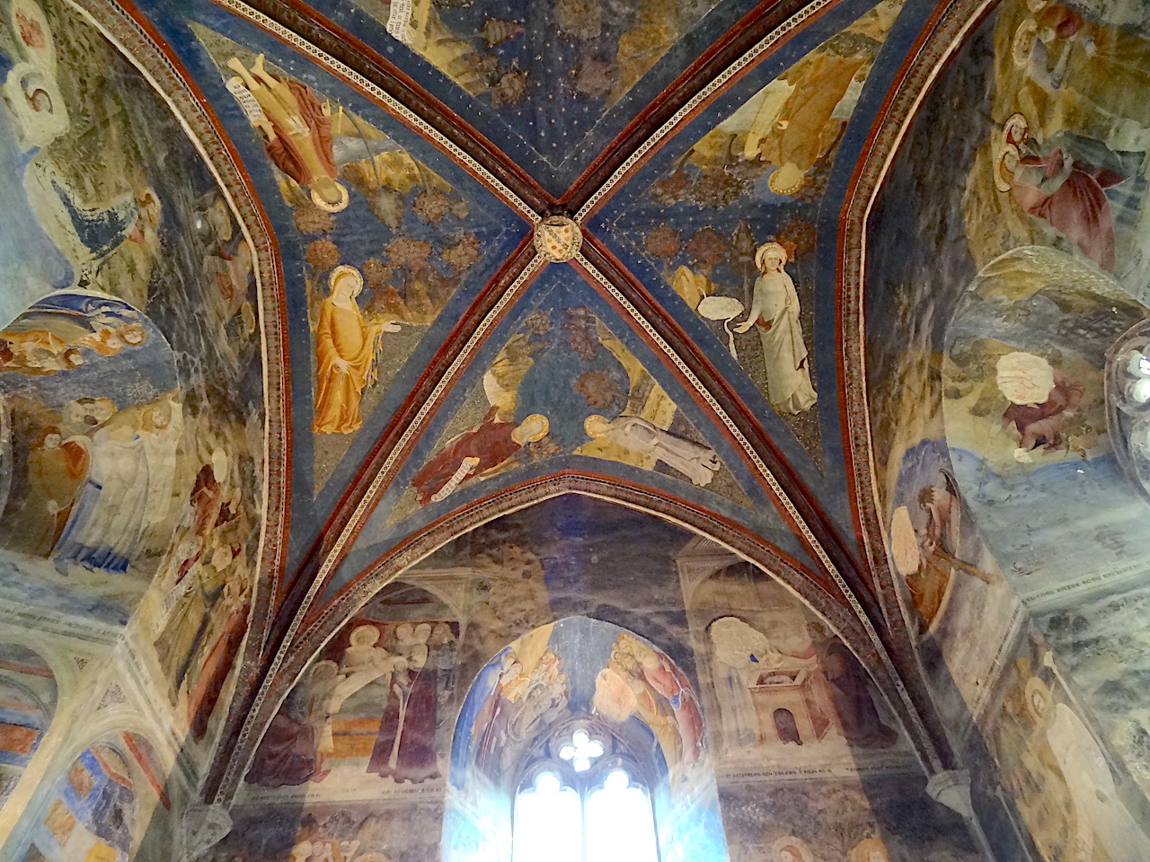 intérieur du palais des papes d'Avignon