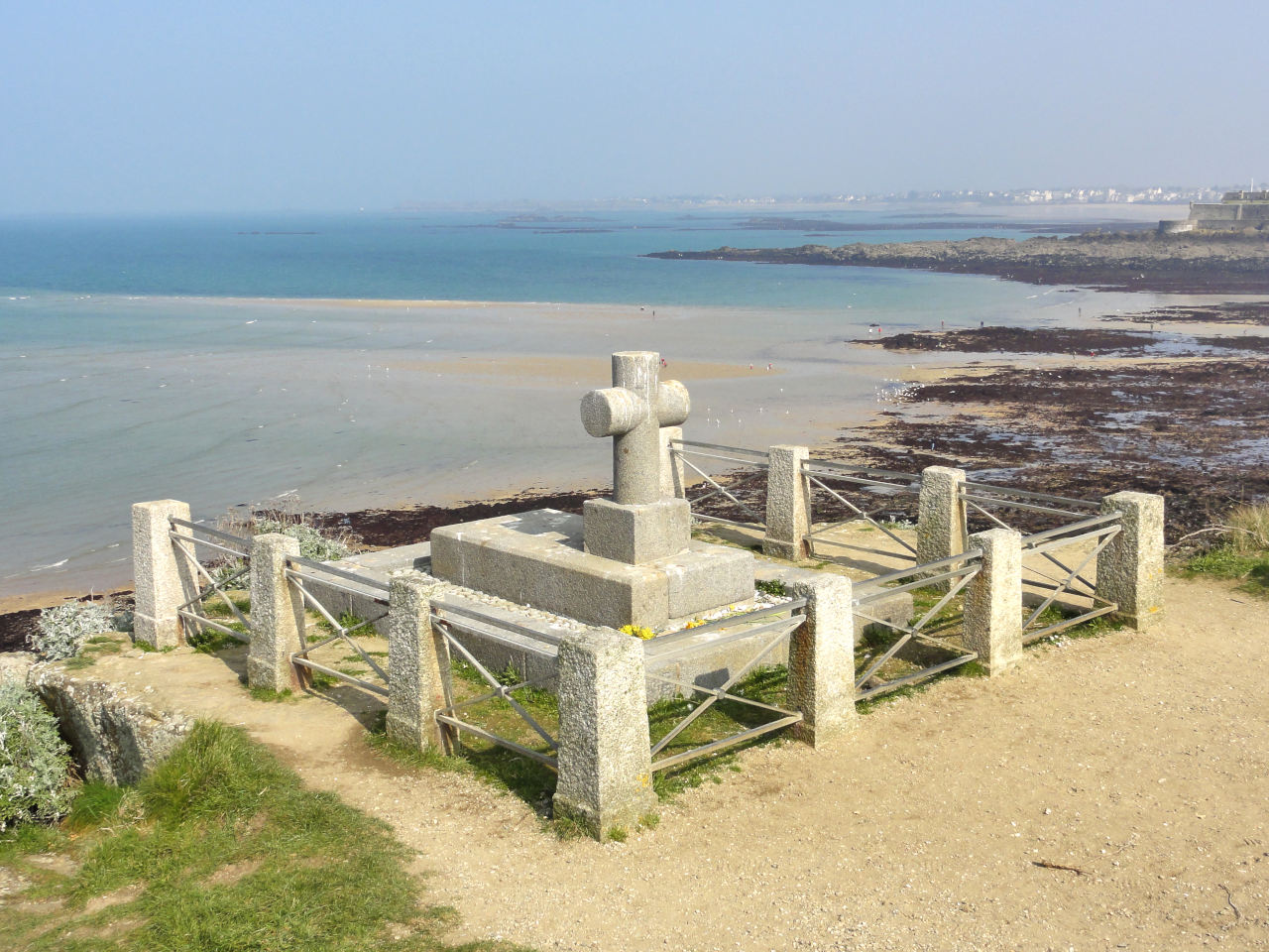 tombeau de Chateaubriand à Saint-Malo
