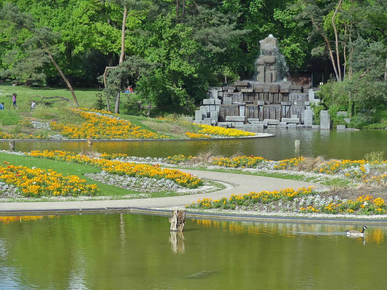 fontaine parc floral paris