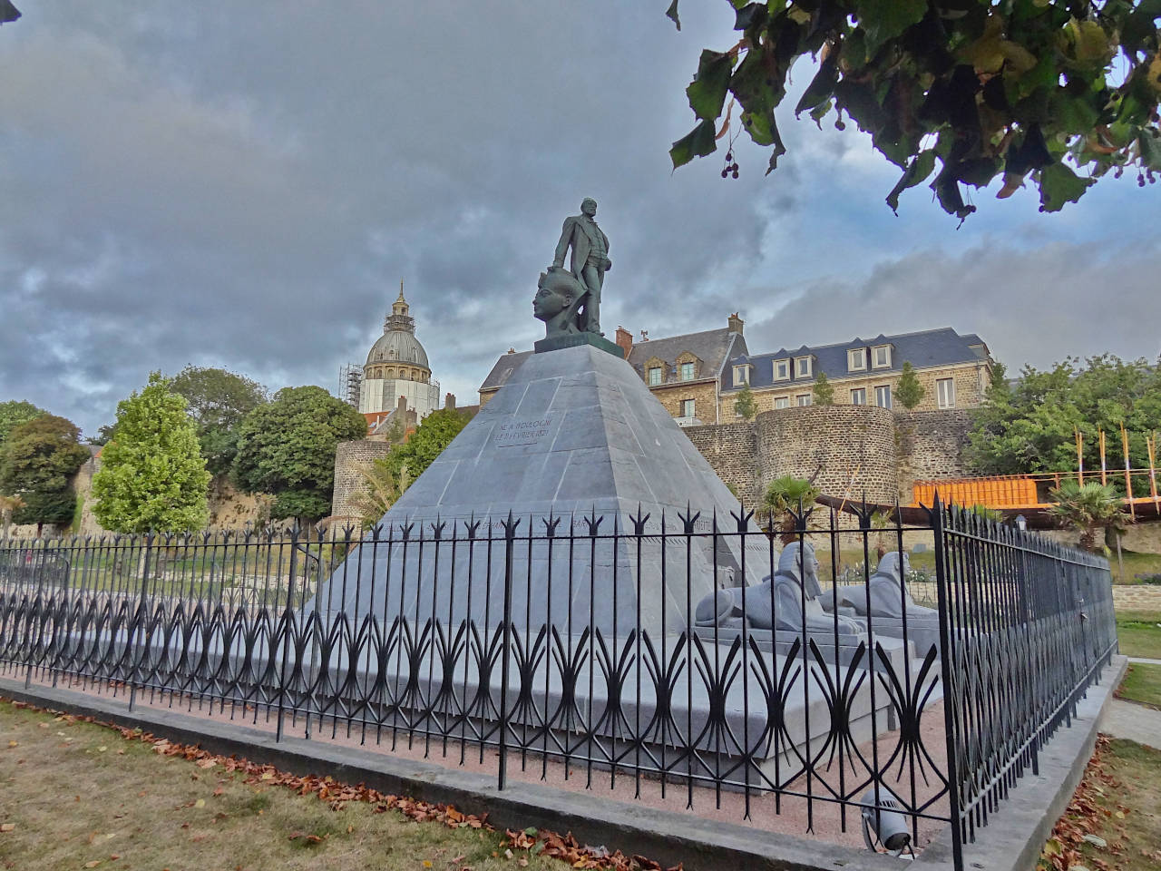 monument à Mariette Boulogne-sur-Mer