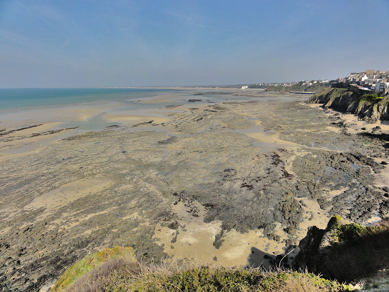 vue depuis la pointe du Roc à Granville