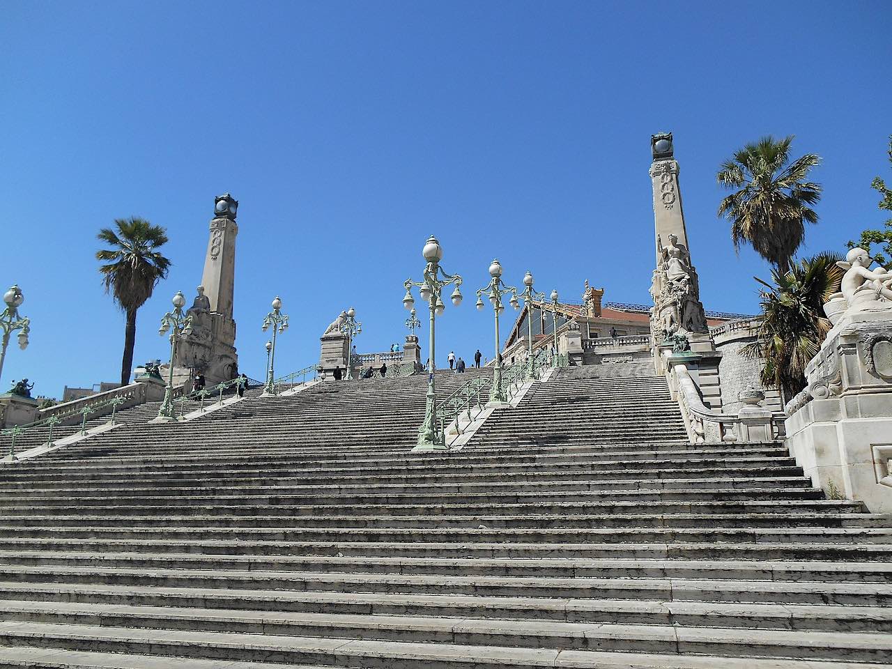 Escalier monument de la gare de Marseille
