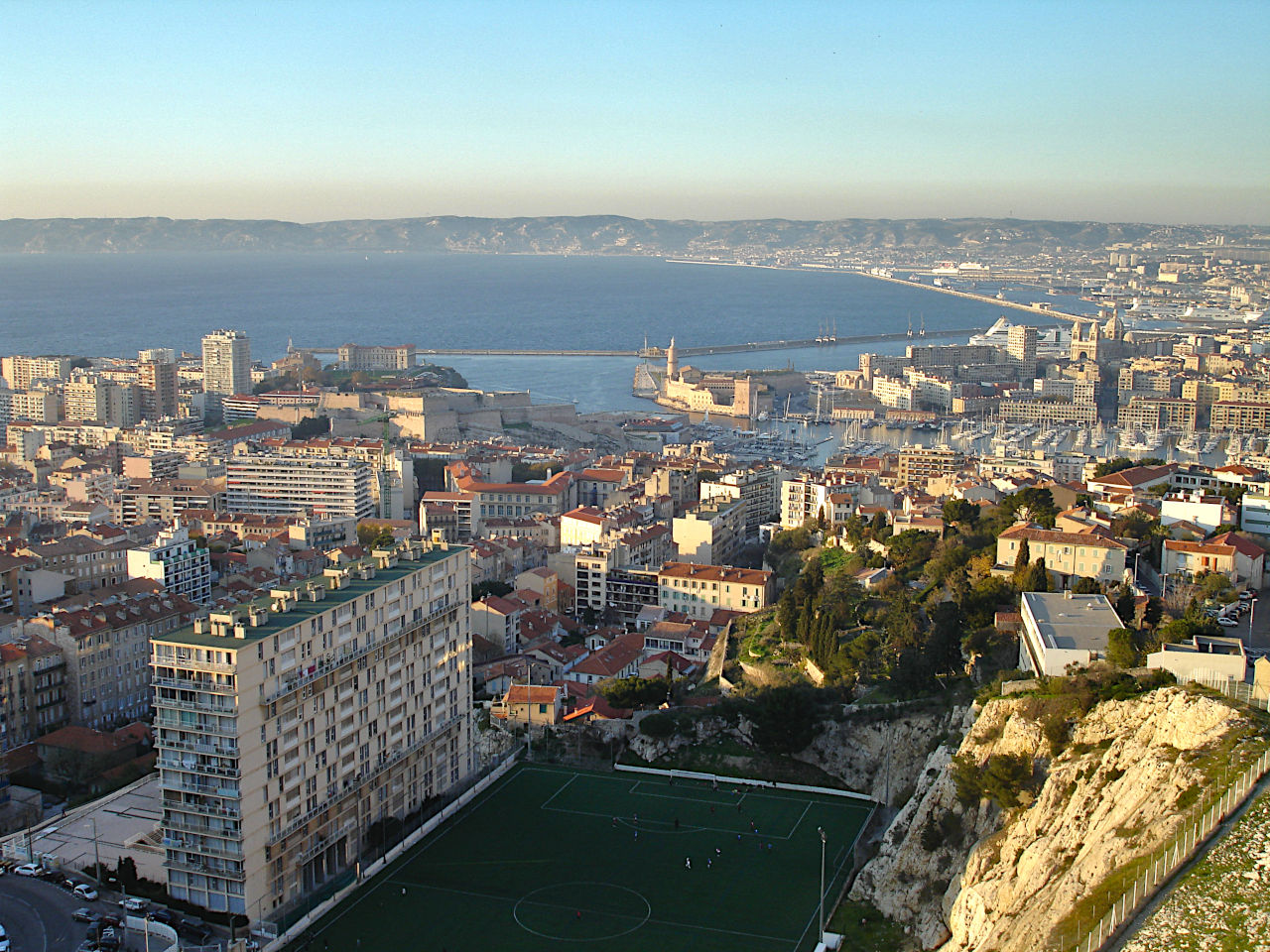 Vue sur Marseille depuis Notre-Dame-de-la-Garde