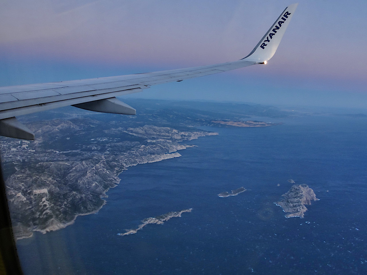 Vue aérienne sur les calanques de Marseille