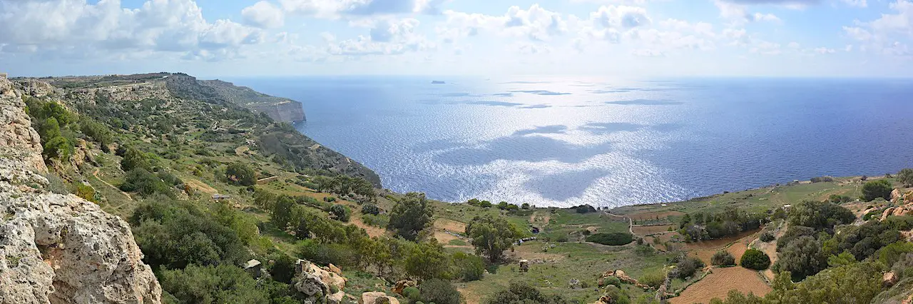 vue depuis les falaises de Dingli à Malte