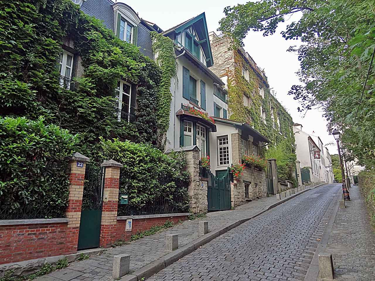 Rue Cortot à Montmartre