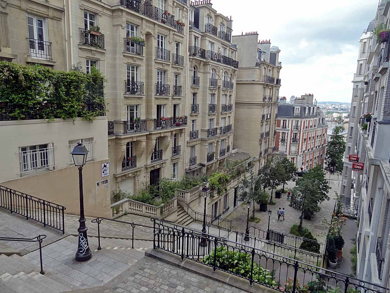 Rue du Mont-Cenis à Montmartre