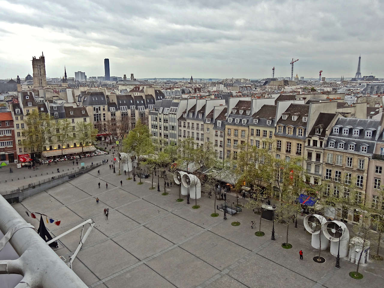 Vue depuis le centre Pompidou, en plein coeur du Marais