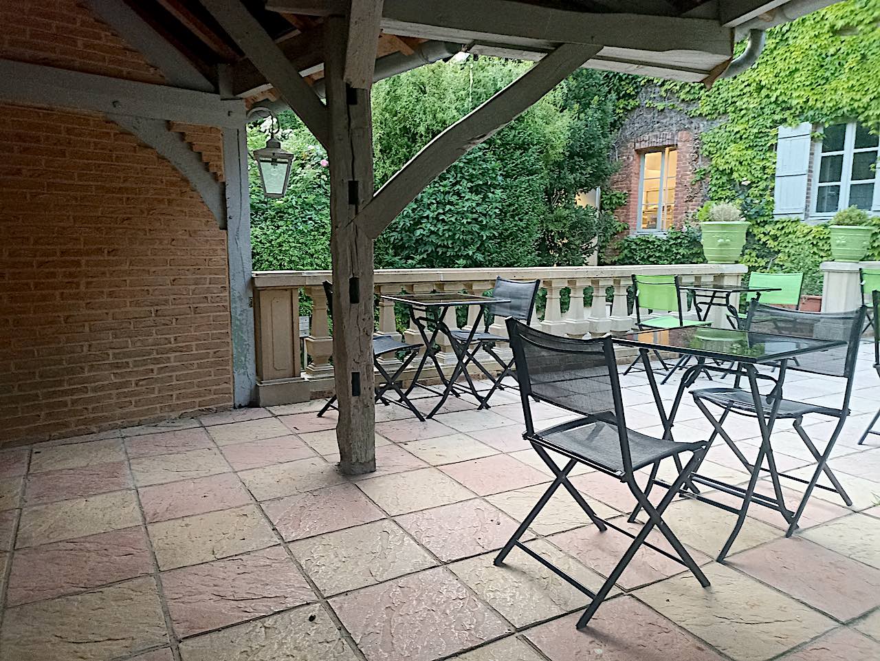 Lounge du Grand Cerf à Lyons-la-Forêt