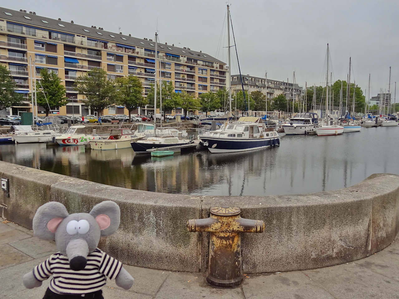 marina sur le canal de l'Orne à Caen