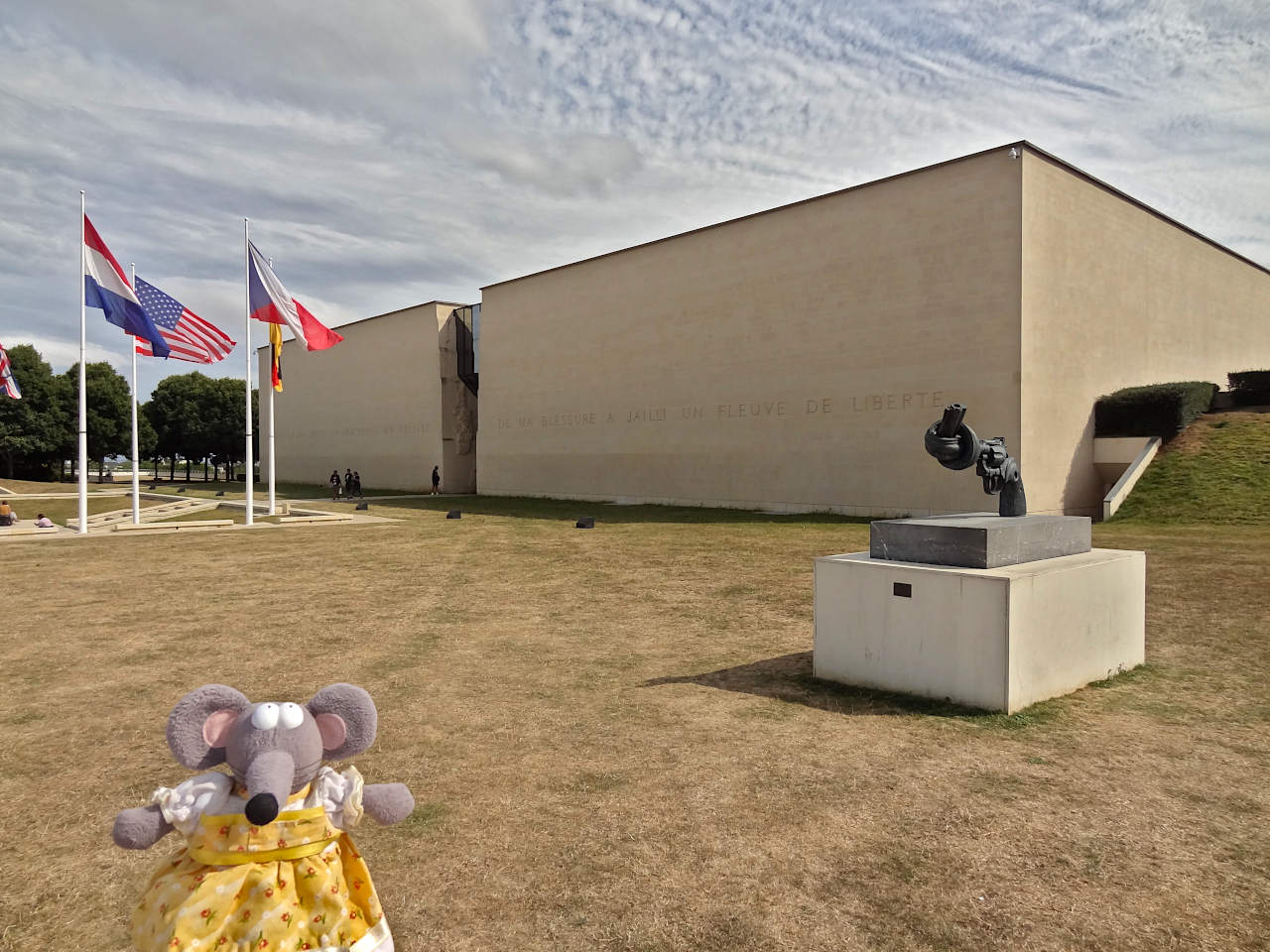 memorial de Caen