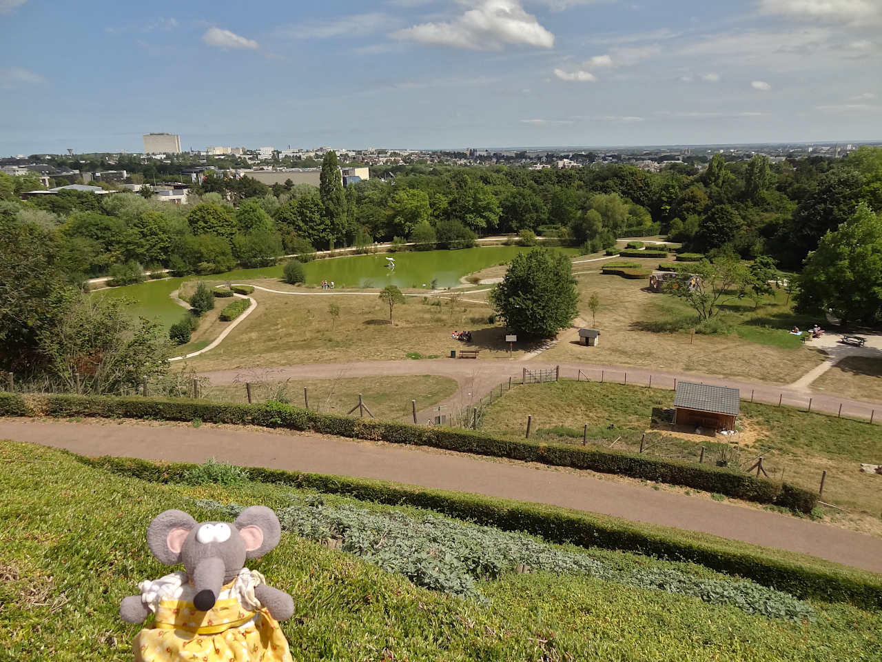 Parc colline aux oiseaux à Caen