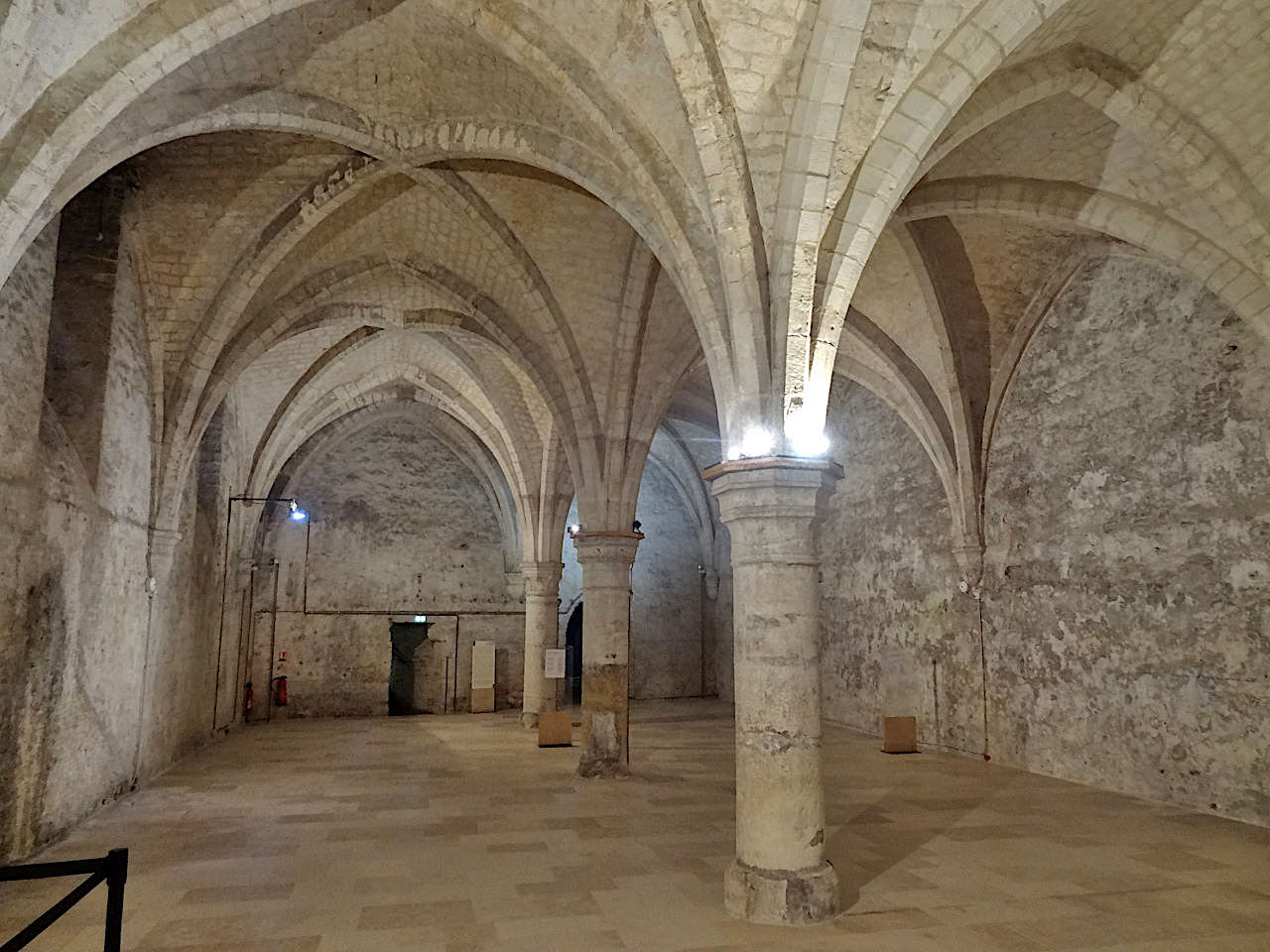 salle gothique du château-musée de Boulogne-sur-Mer