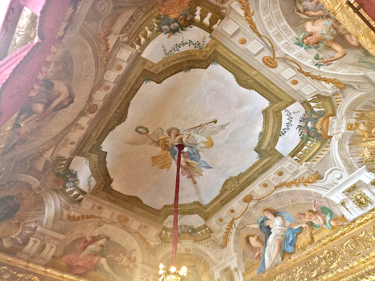 intérieur du palais princier de Monaco