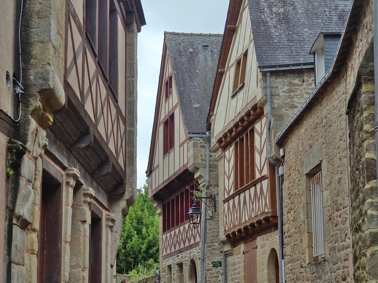 rue du petit port à Auray