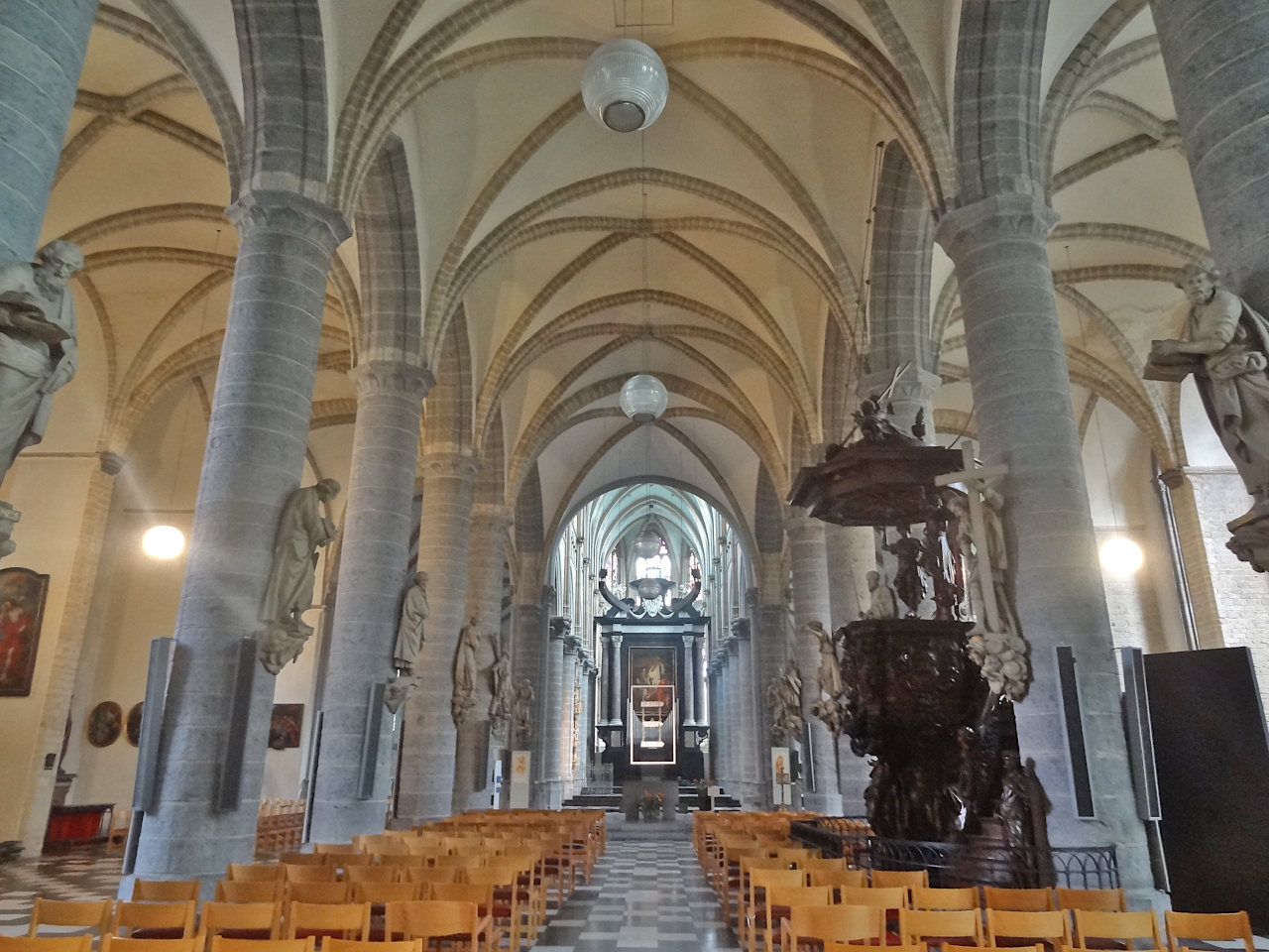 Église Saint-Martin de Coutrai