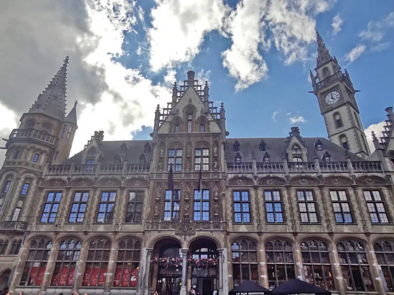 Que visiter, que faire à Gand en 1 jour, 2 ou 3 jours La souris globe