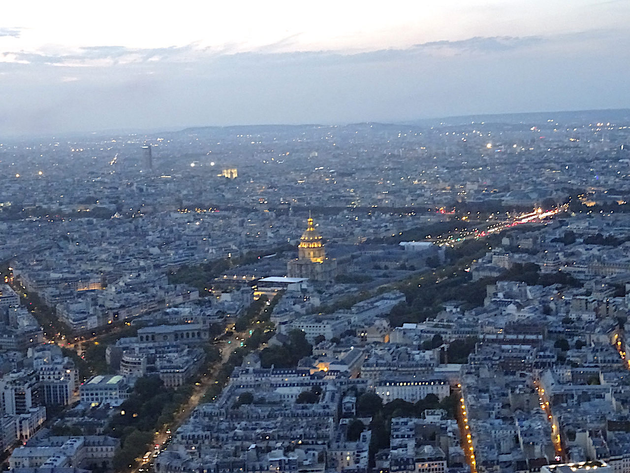tour Montparnasse rooftop soir