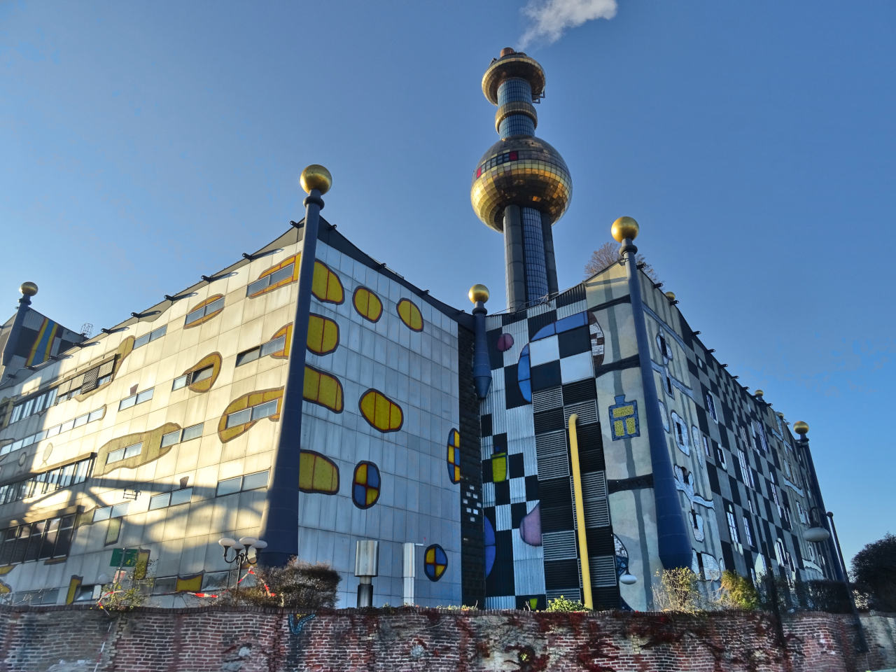 Centrale thermique d'Hundertwasser à Vienne