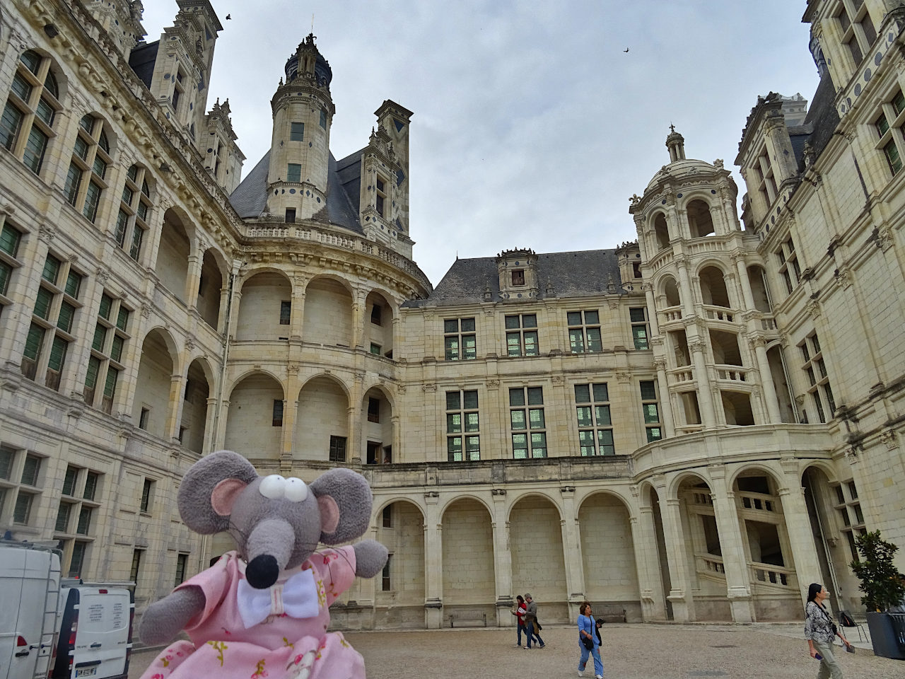 cour d'honneur du Château de Chambord