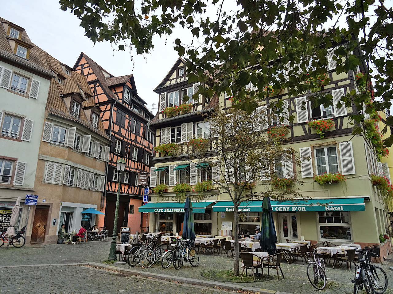 Strasbourg place de l'hôpital