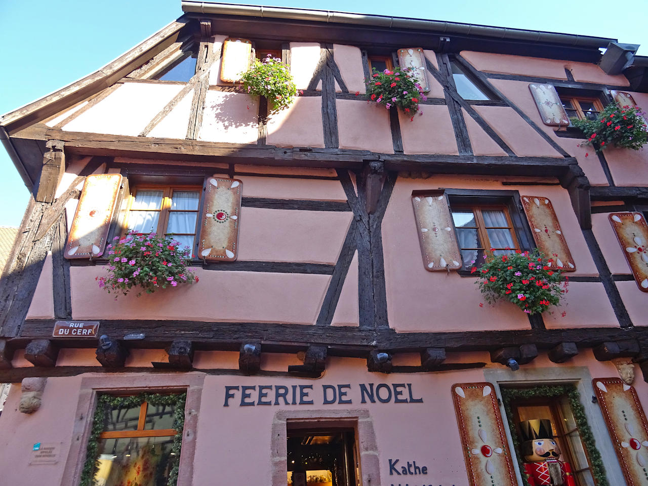 boutique Noël Riquewihr