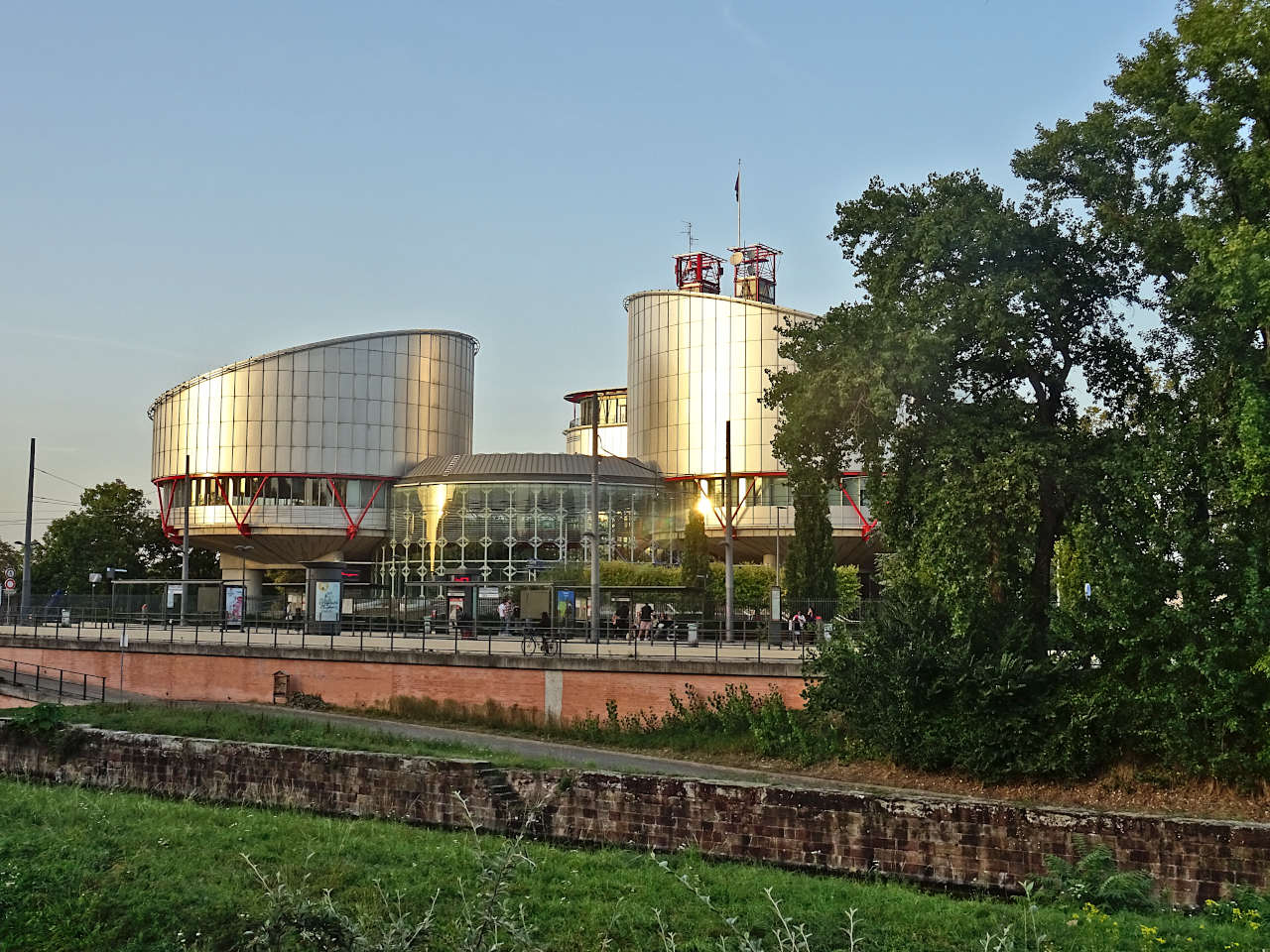 cour européenne des droits de l'homme à Strasbourg