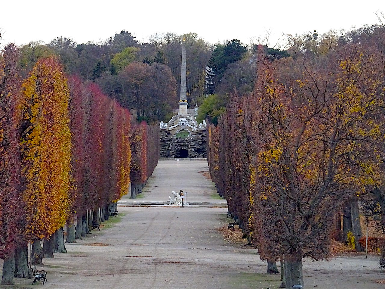 Parc du château de Schönbrunn en automne