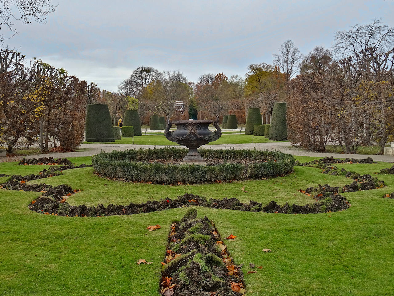 Parc du château de Schönbrunn en automne