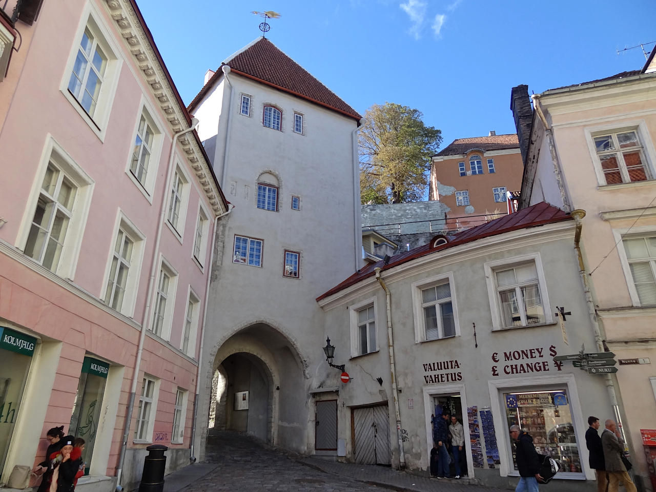 Tallinn porte vers Toompea