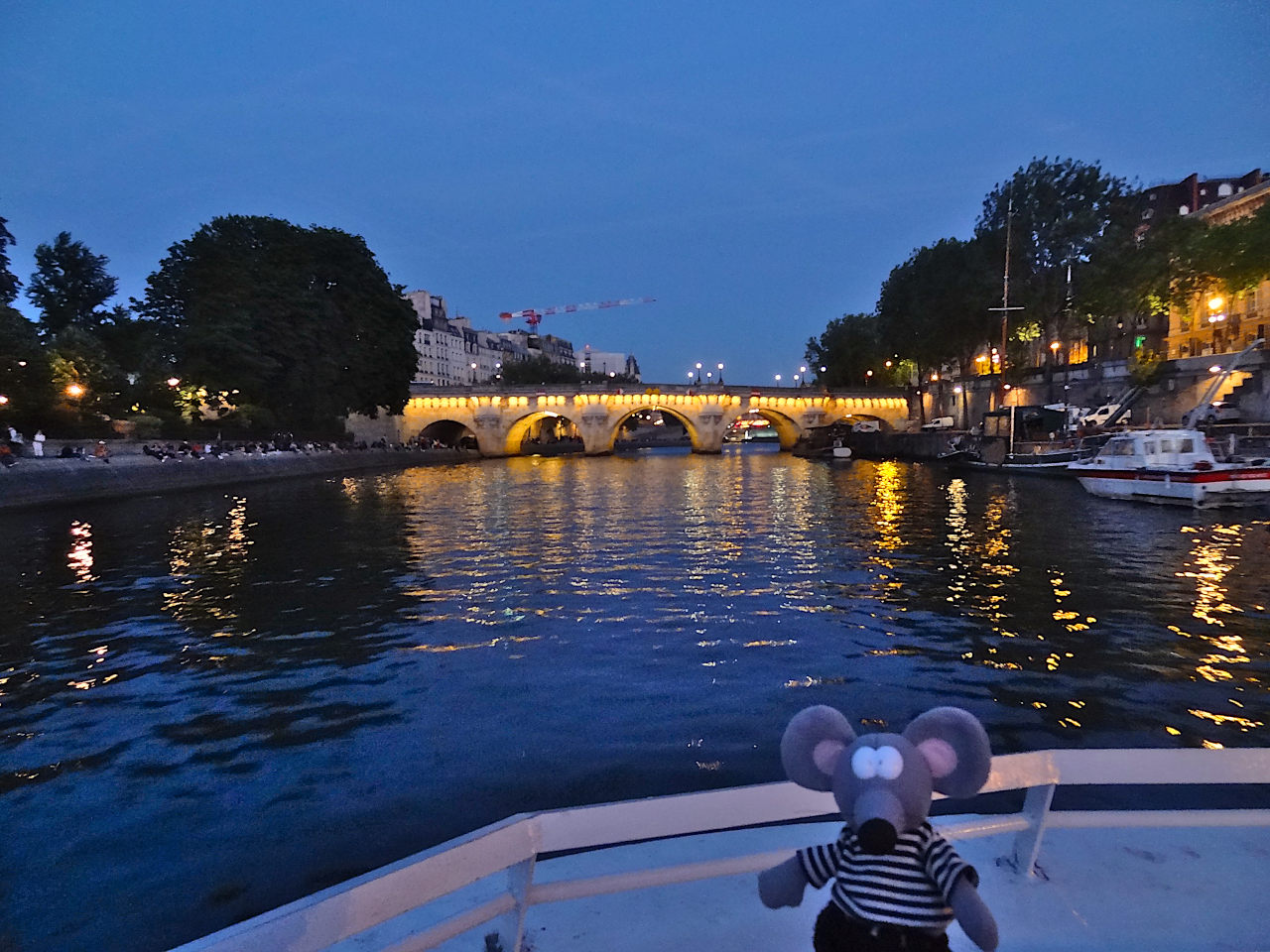 bateau mouche Paris