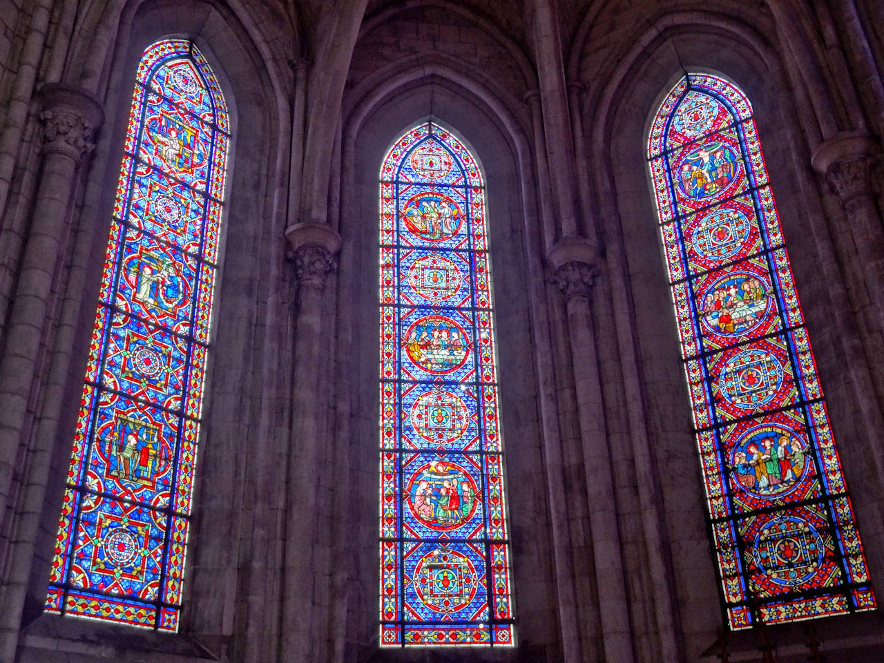 Cathédrale Notre-Dame de Saint-Omer vitraux