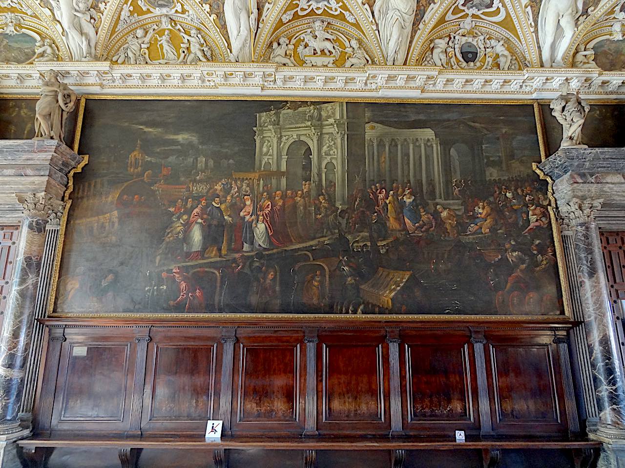 Salle des 4 portes du palais des Doges de Venise