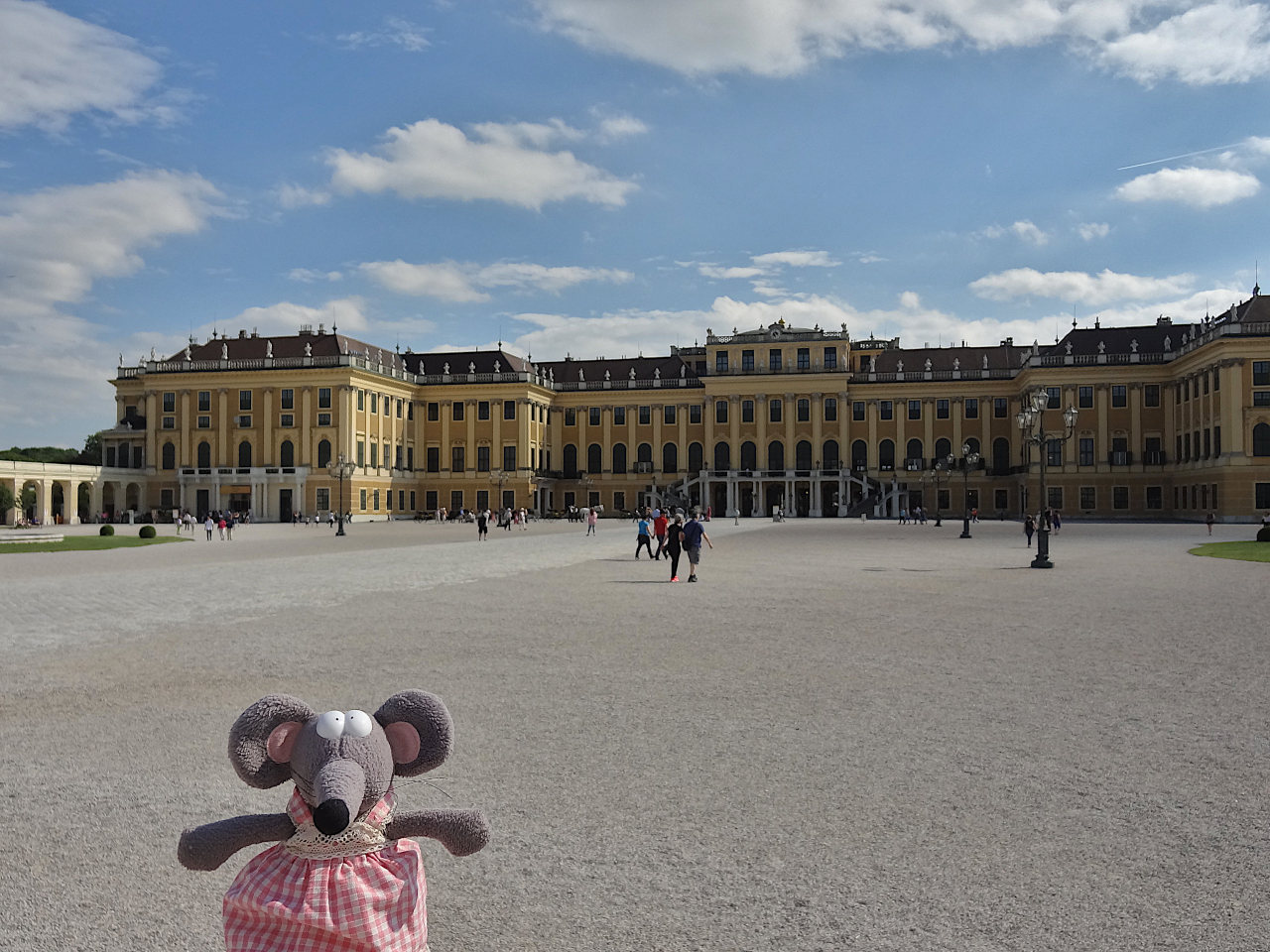 devant le château de Schönbrunn