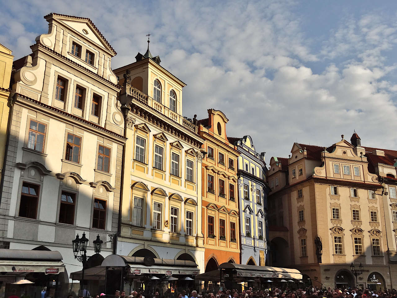 place de la vieille ville de Prague