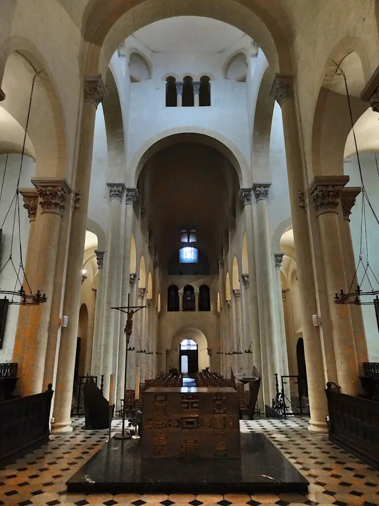 Basilique Notre-Dame du Port de Clermont-Ferrand