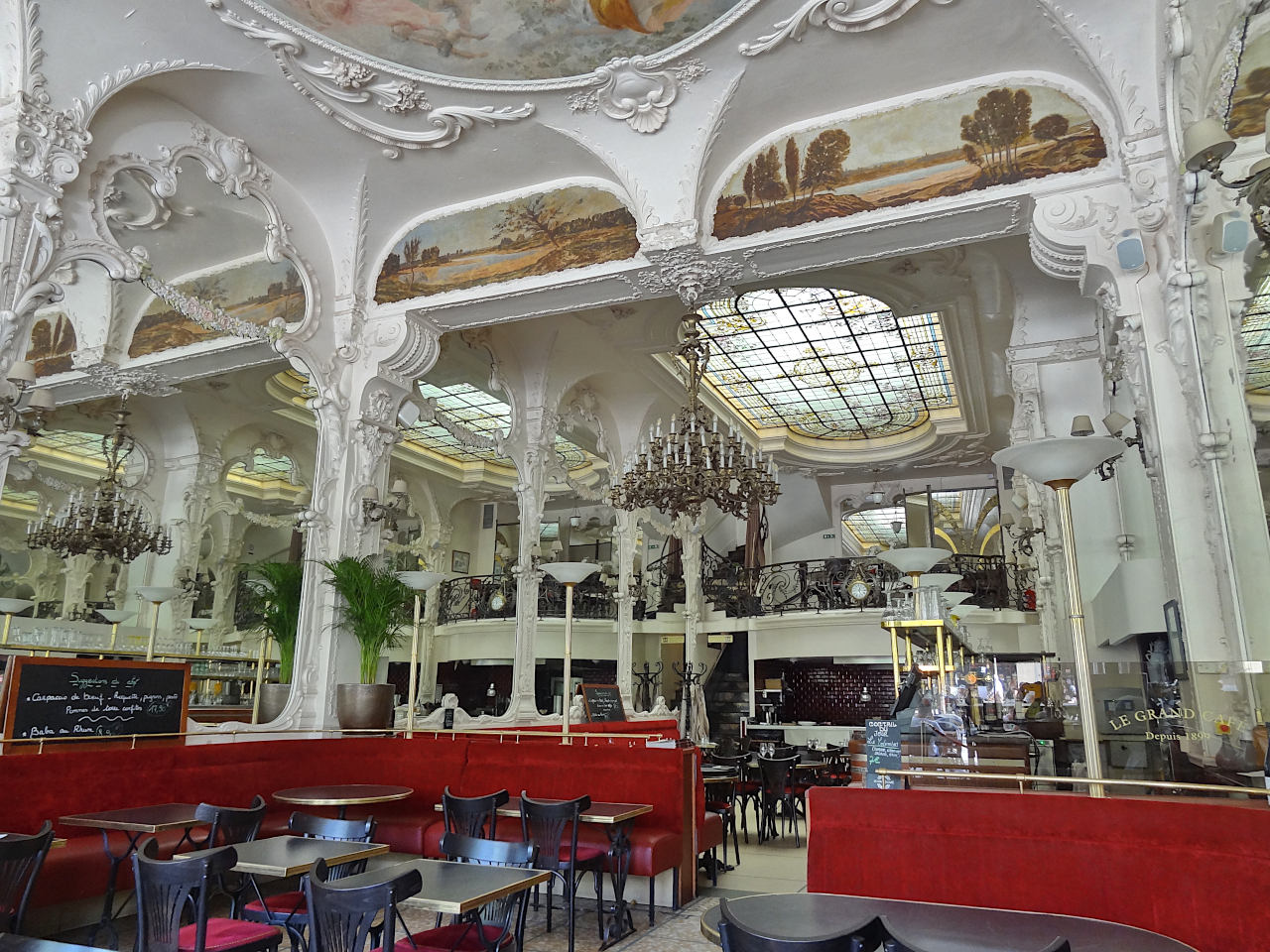 Grand Café de Moulins