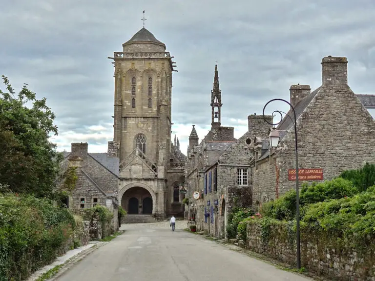 Locronan