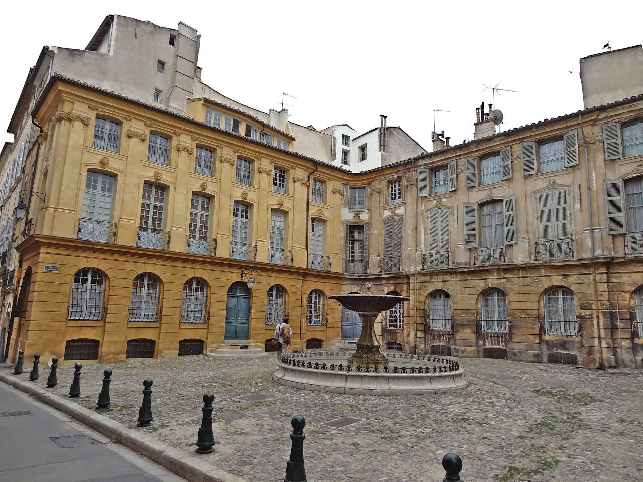 Place d'Albertas à Aix-en-Provence