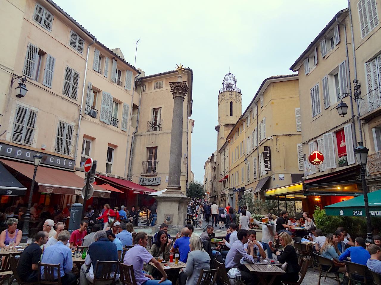 Place des Augustins à Aix-en-Provence