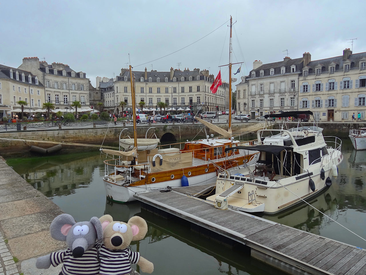 Port de Vannes place Gambetta