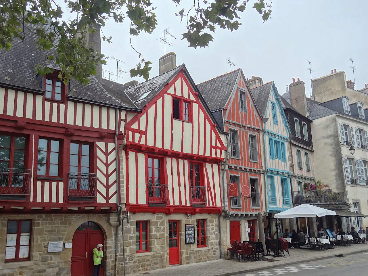 rue du Port, face au bassin du port de Vannes