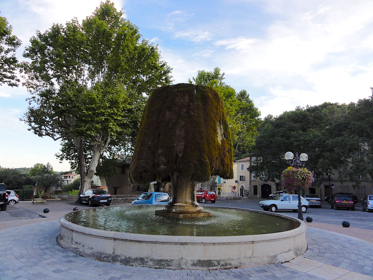 fontaine champignon à Barjols