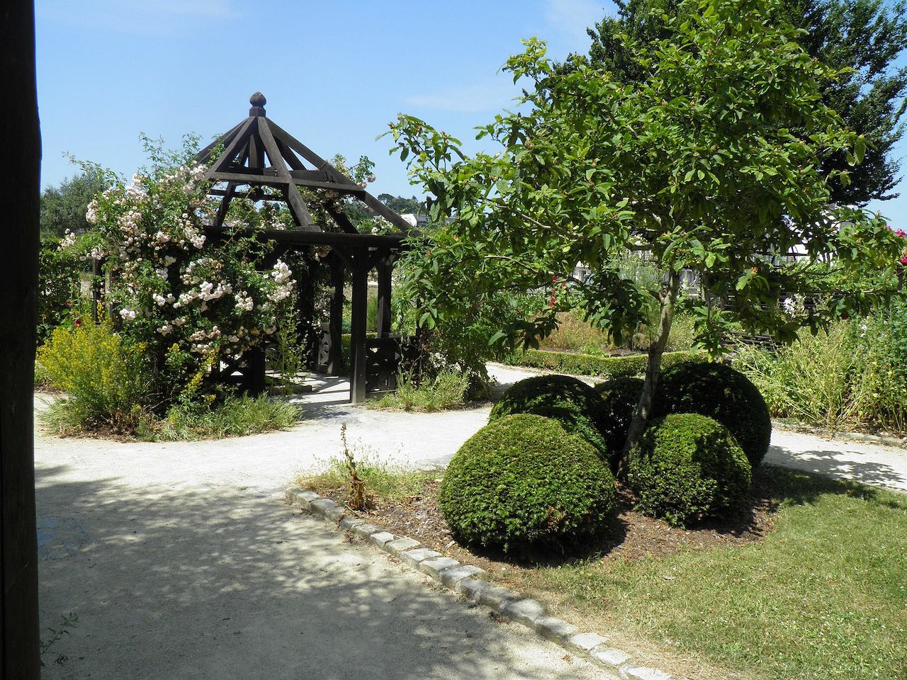Jardin du prieuré Locmaria à Quimper