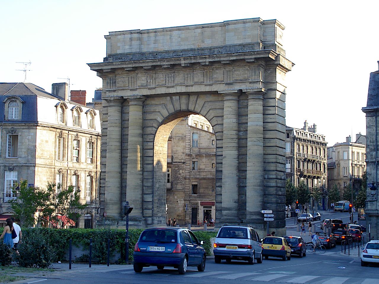 porte de Bourgogne à Bordeaux