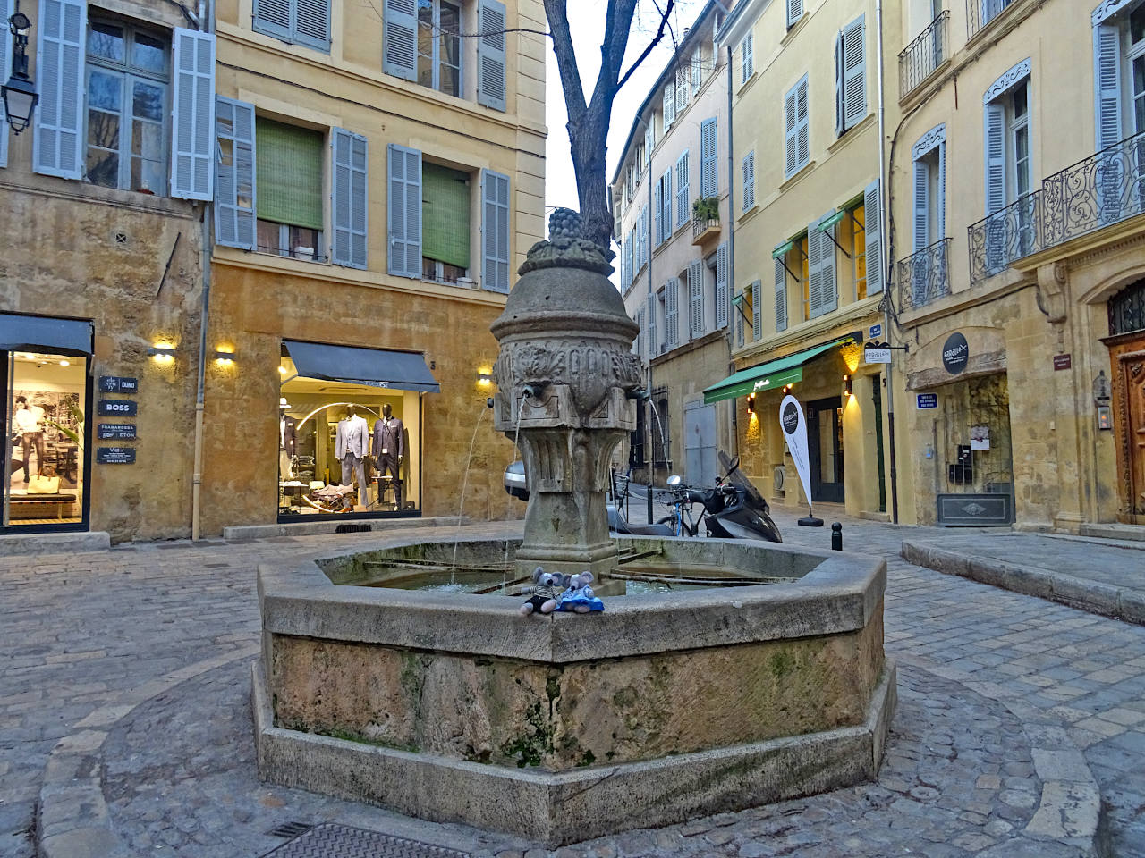 place des Ormeaux à Aix