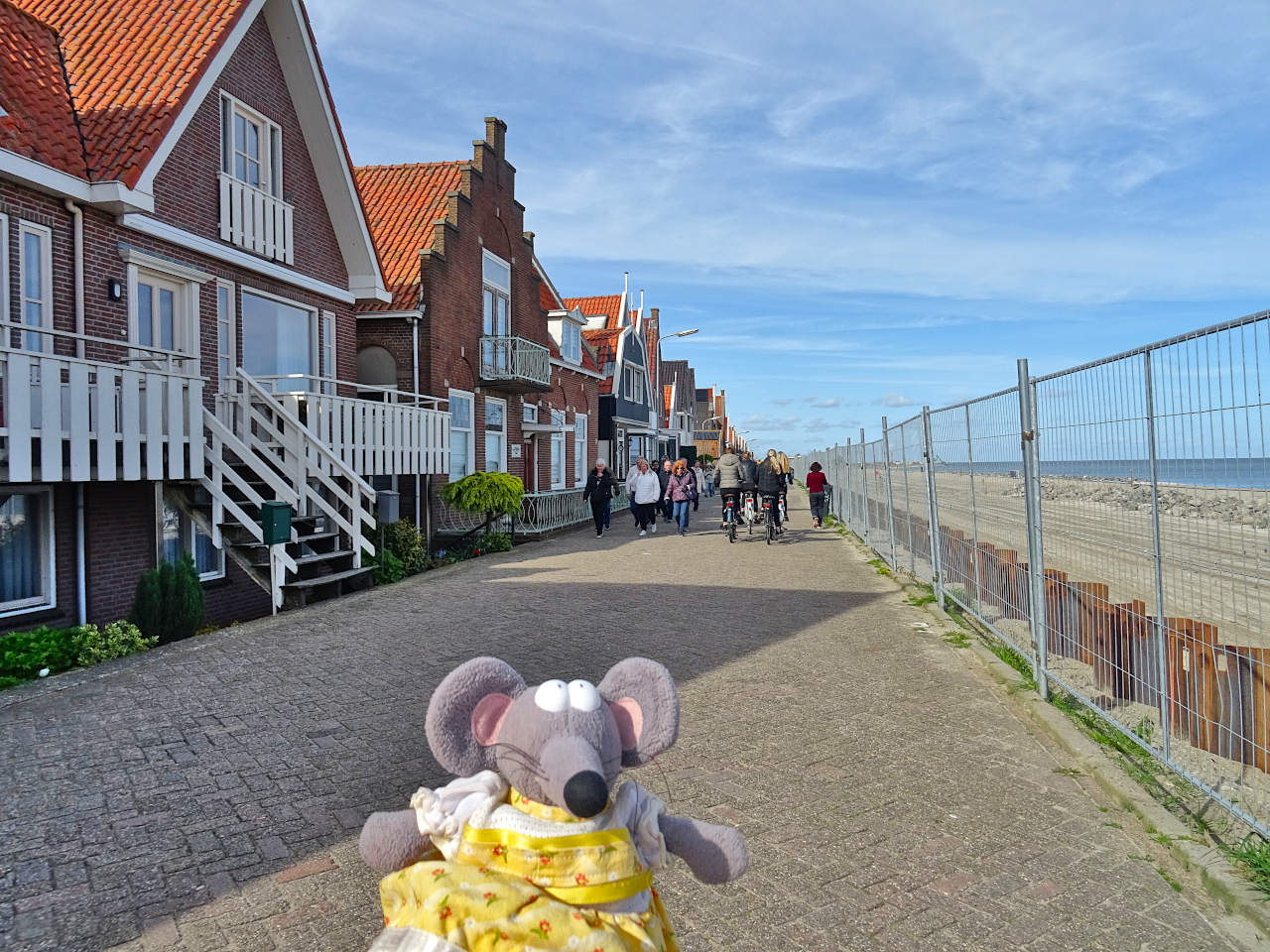 promenade du bord de mer à Volendam