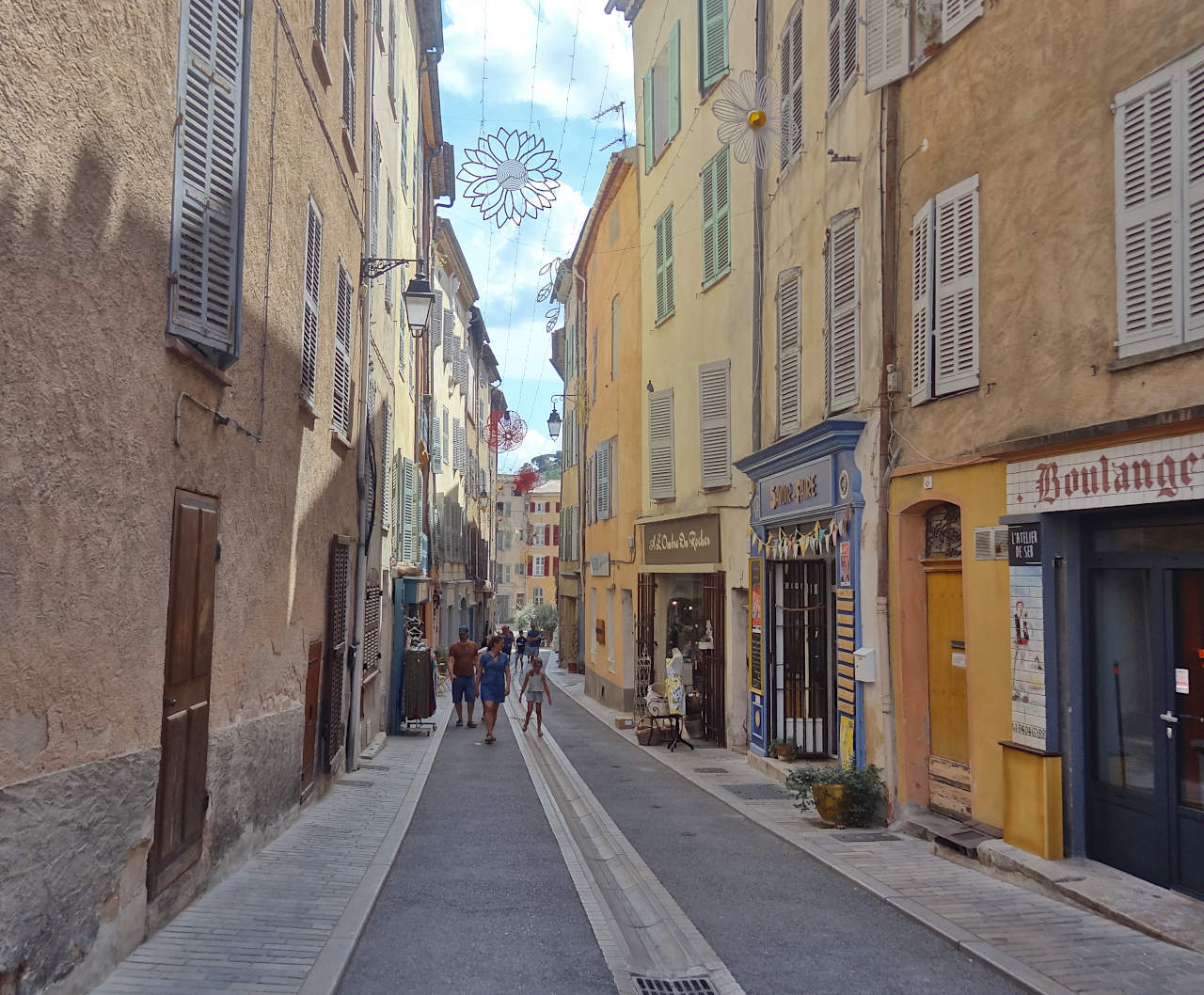 Grande Rue de Cotignac