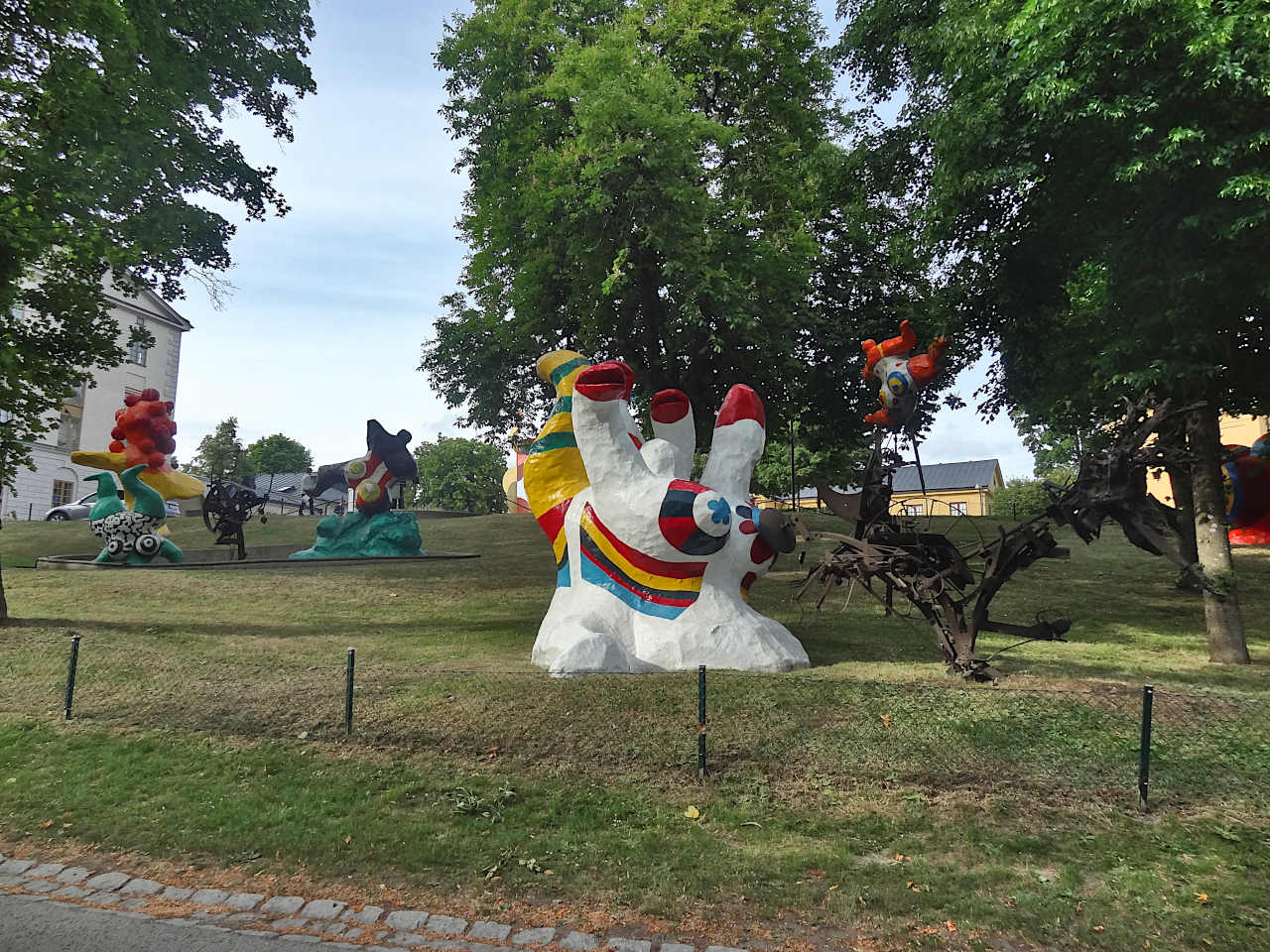 groupe sculpté de Niki de Saint-Phalle à Stockholm